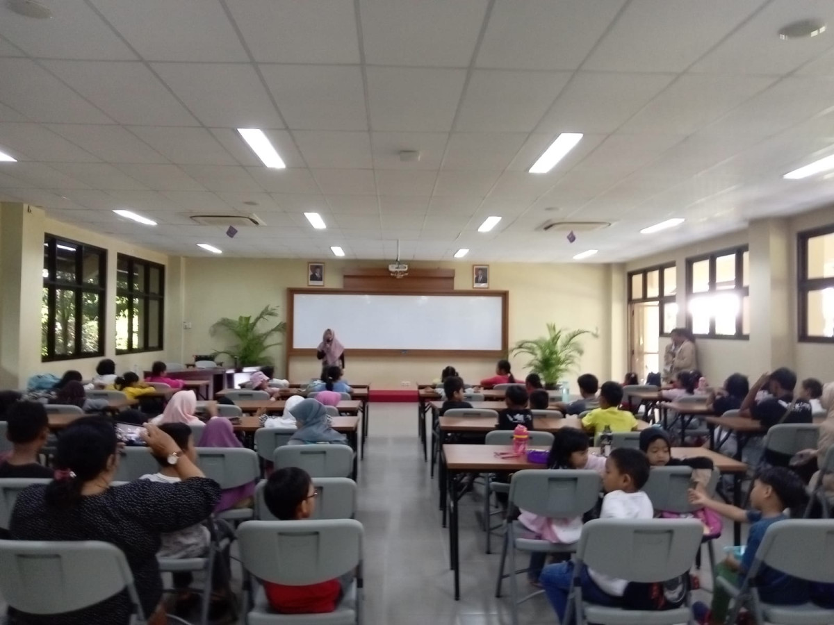 kunjungan  anak2  bimbel padukuhan malangrejo di kampus USD kampus 3 paingan.