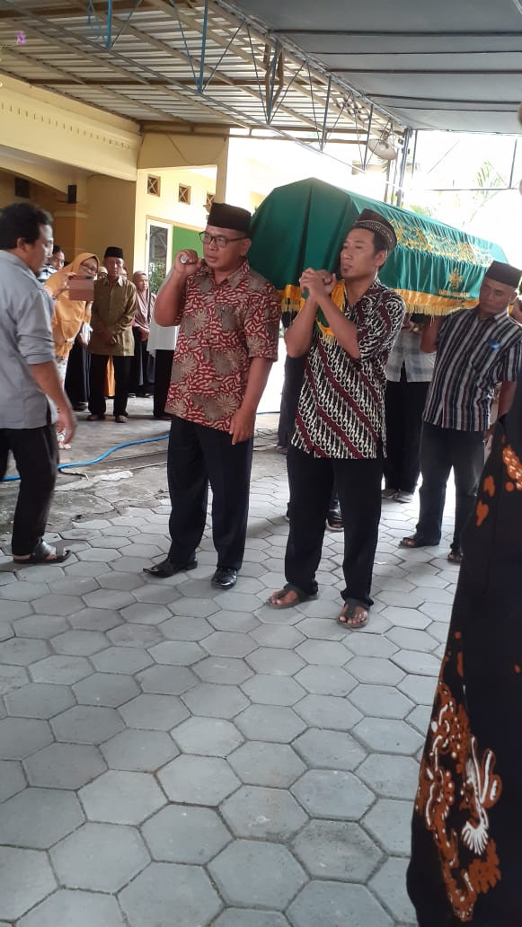 Pemakaman warga Nomporejo pucanganom