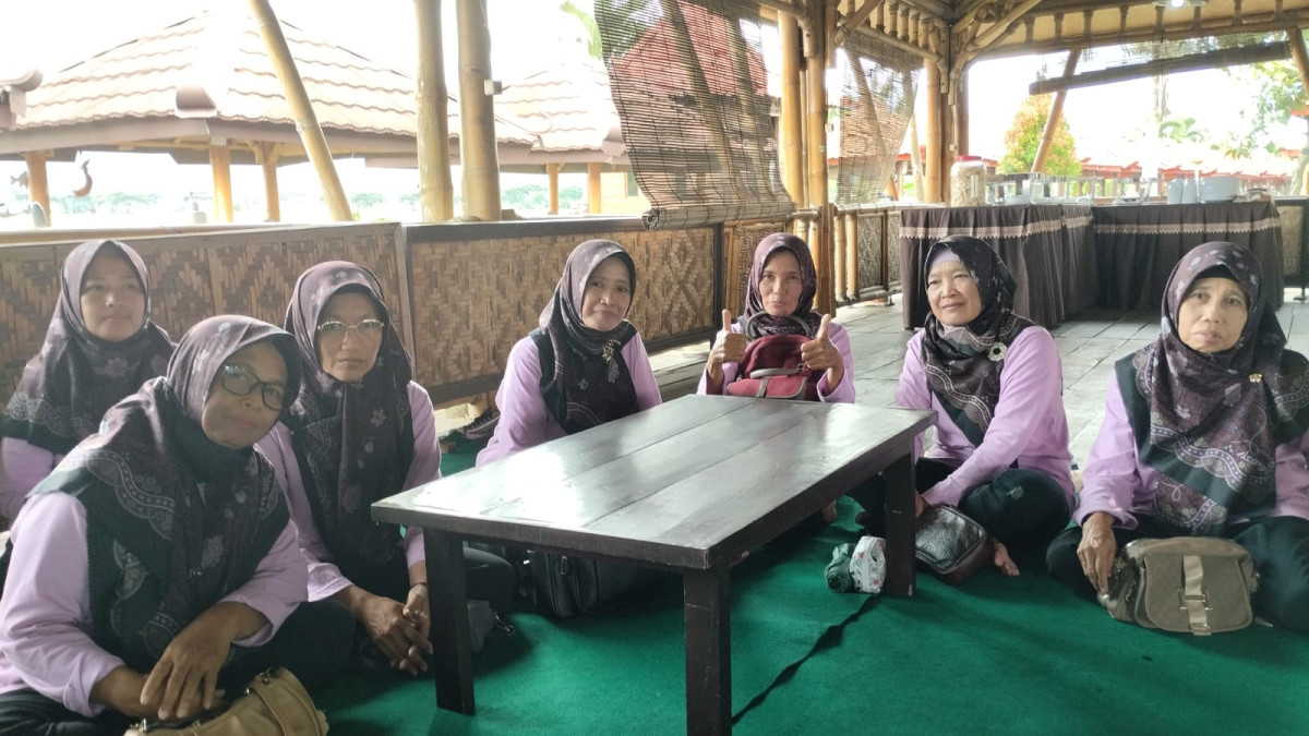 Kader Kesehatan Padukuhan Pokoh Berkontribusi Dalam Pengukuhan Pengurus IMP 2 Wedomartani