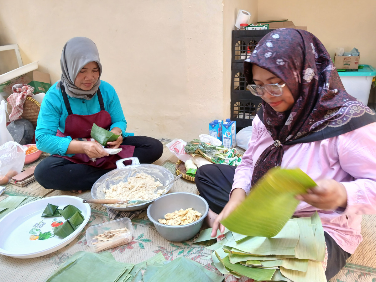 Partisipasi dalam Pengolahan PMT Lokal di Kalurahan Wedomartani oleh Kader Padukuhan Ceper