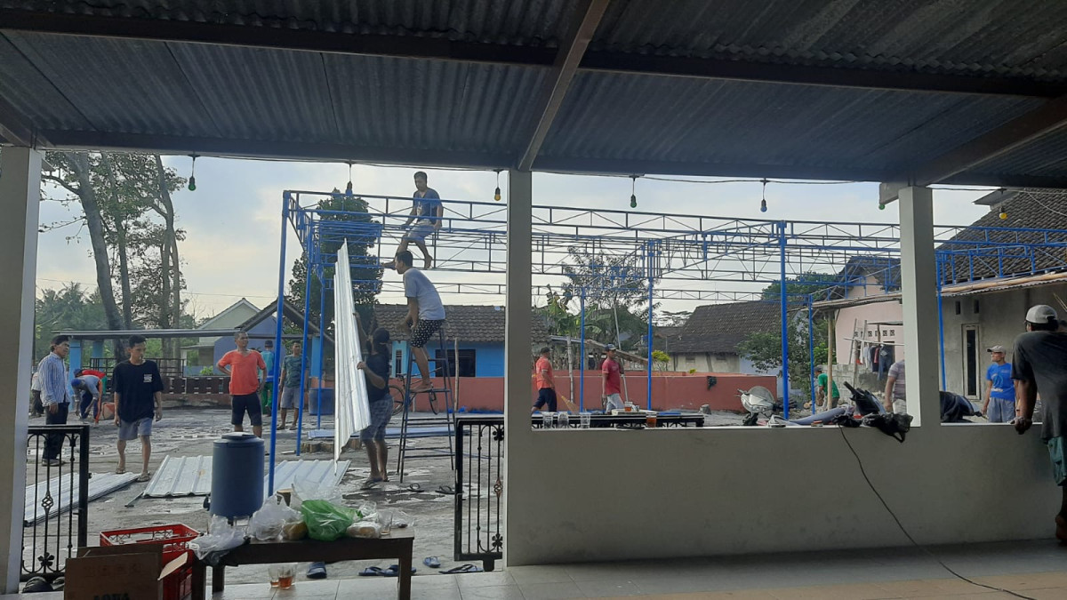 Gotong Royong persiapan Qurban