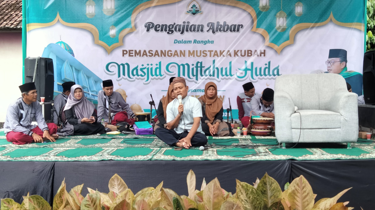 Sambutan Panewu Ngemplak dakan kegiatan prngajian dj Padukuhan Tonggalan