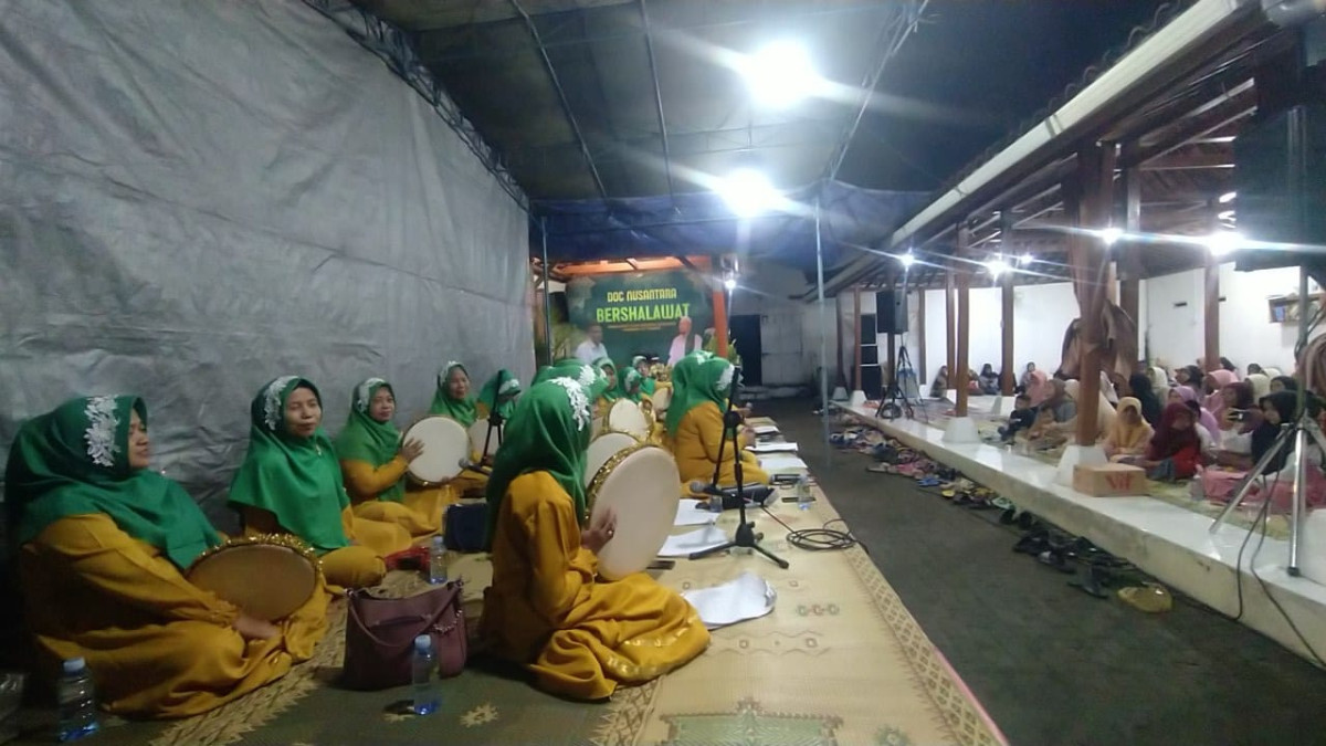 Penampilan Grup Hadroh At Tadris Pokoh