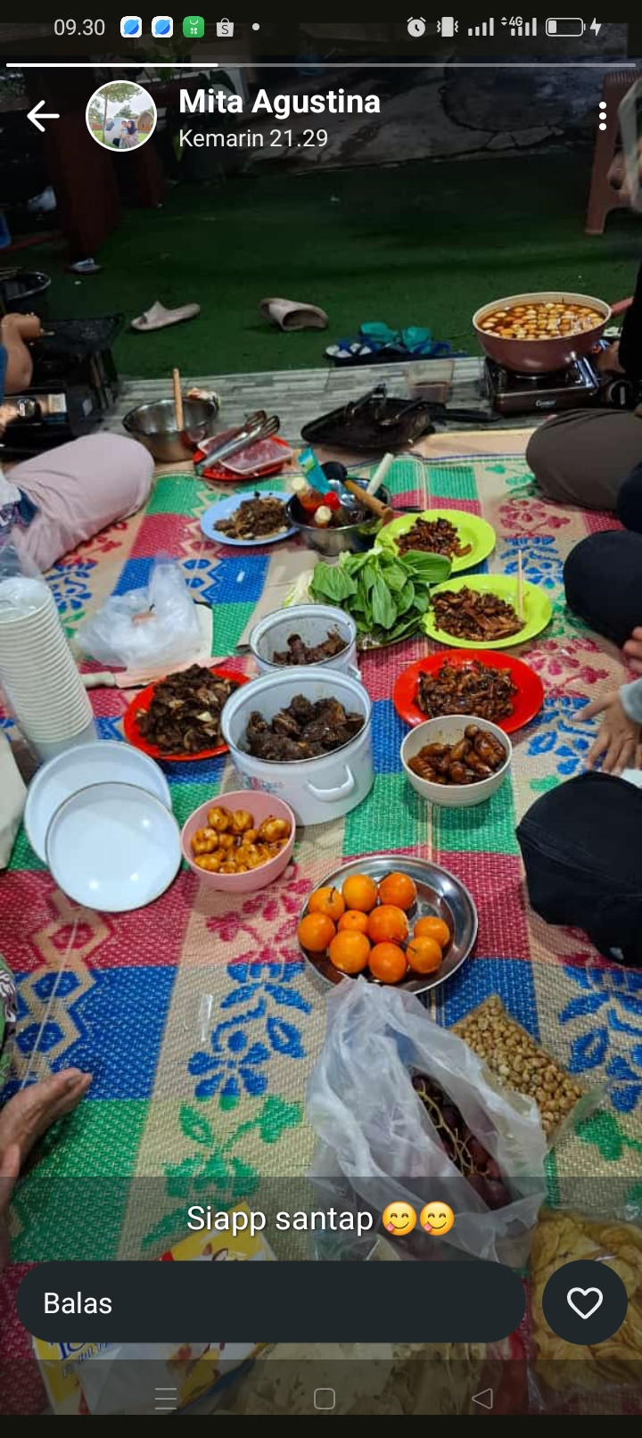 Kebersamaan keluarga besar bapak Rt2