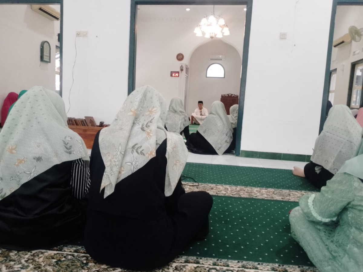 Pengajian Rutin Ibu2 Warga perumahan Krajan