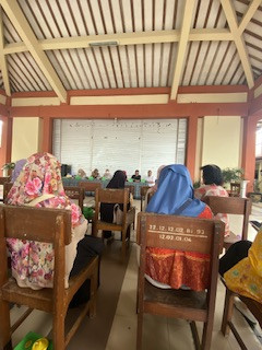 Pertemuan rutin & pembinaan Desa Prima oleh Kabupaten diikuti kader Sanggrahan