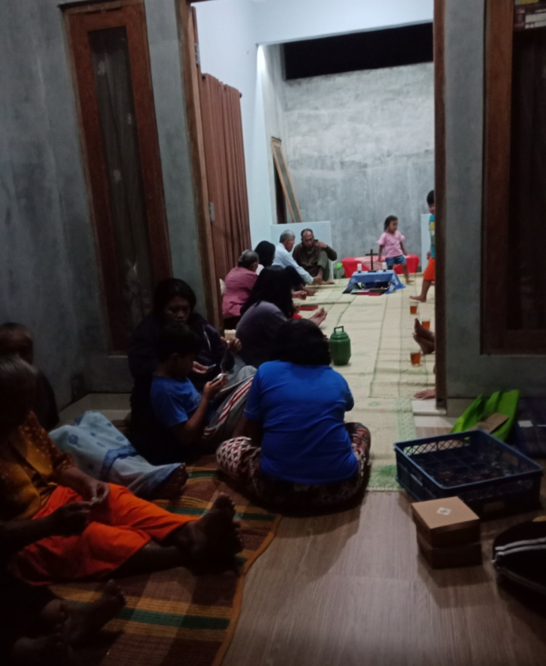 Sembahyangan rutin umat katolik dusun sasahan kidul