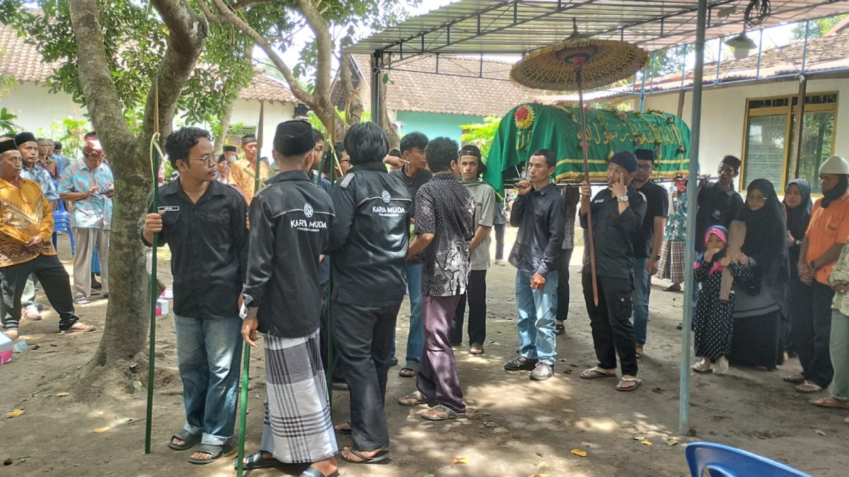 Pemberangkatan Jenazah Warga RT 05 Pokoh