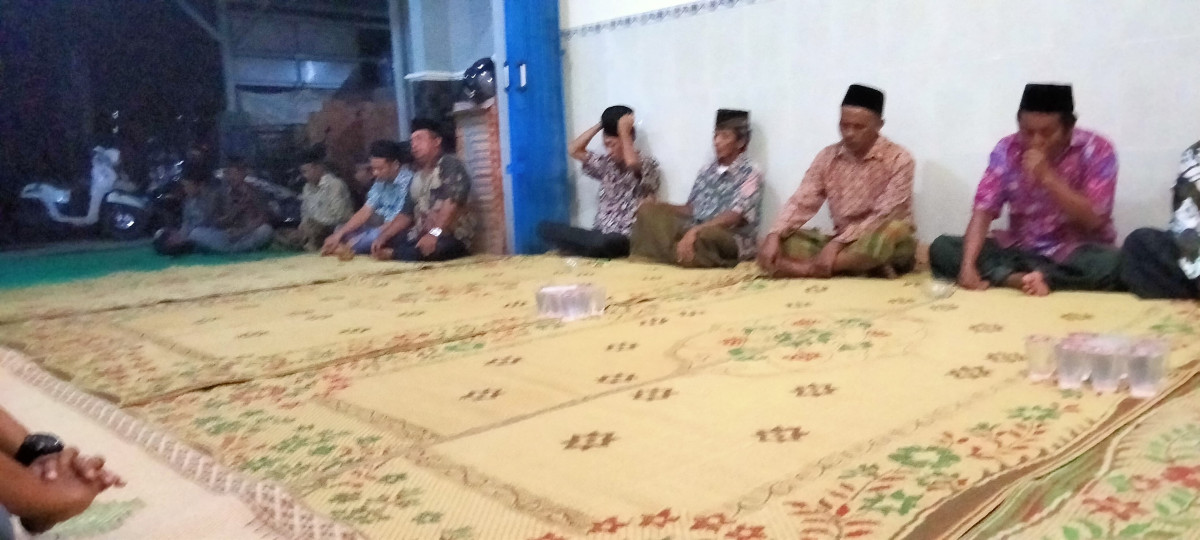 Amalan bulan Ruwah tahlil dan do' padukuhan tonggalan