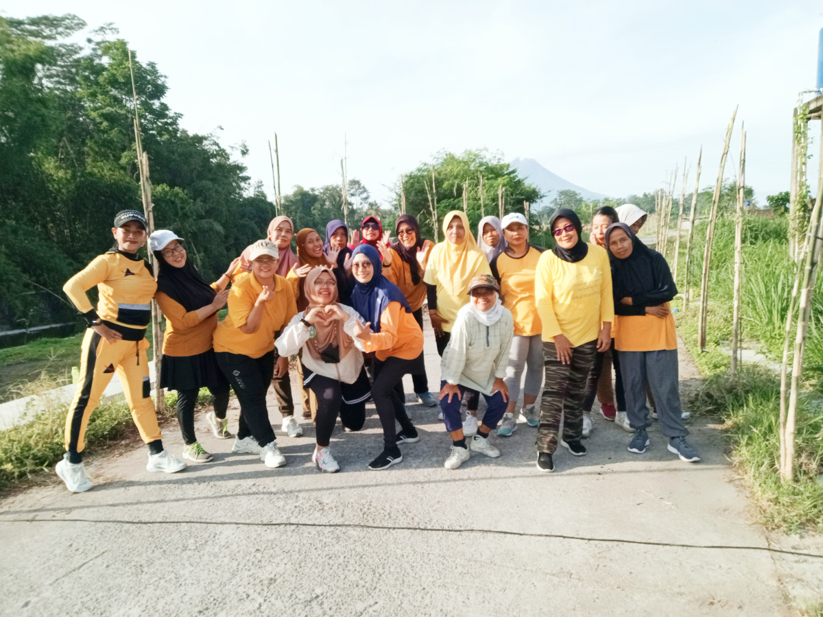 Senam sehat Padukuhan Sawahan Lor
