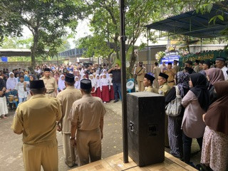 Takziah Bp dukuh Haryanto (alm) oleh kader Sanggrahan