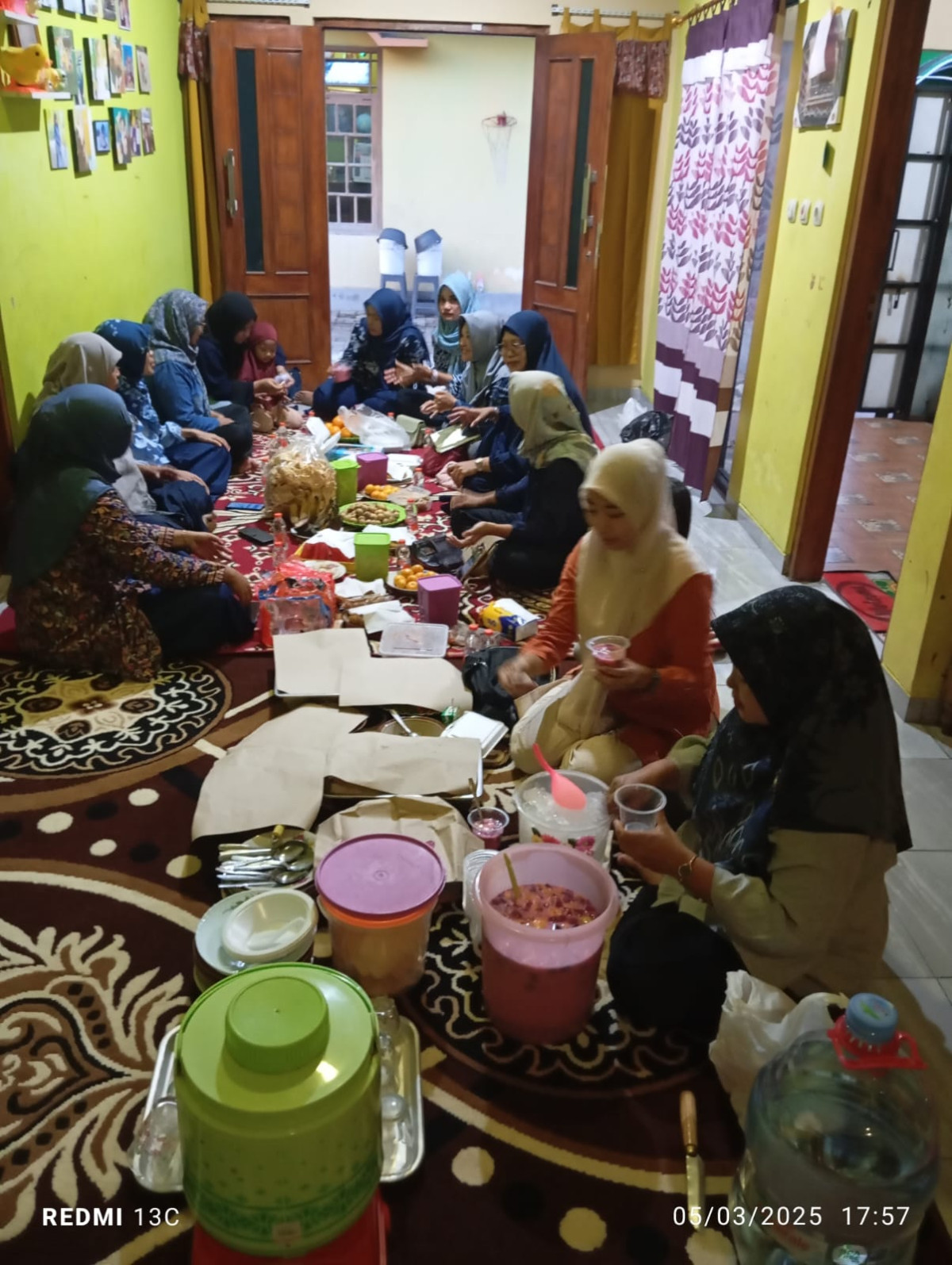 Buka bersama dengan kader - kader hebat dirumah bapak dukuh Tegalsari