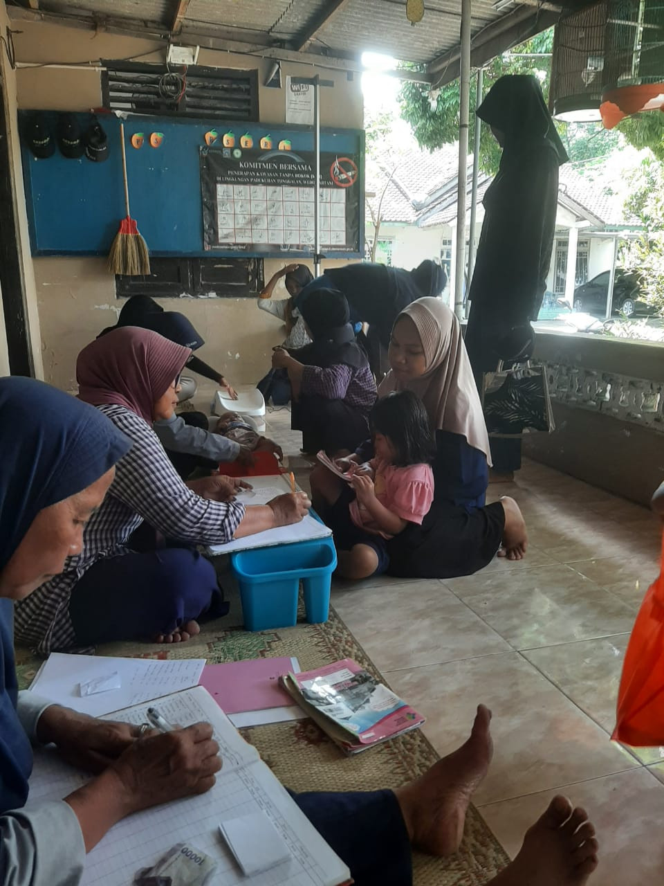 Kegiaran Posyandu padukuhan  Tonggalan