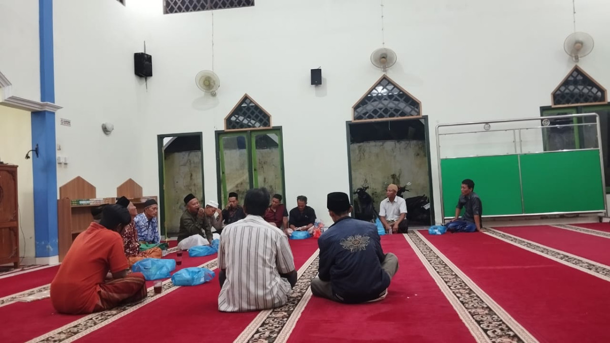 Rapat panitia Zakat fitrah Babadan