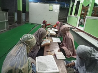 Tadarus Nurul Iman Sanggrahan