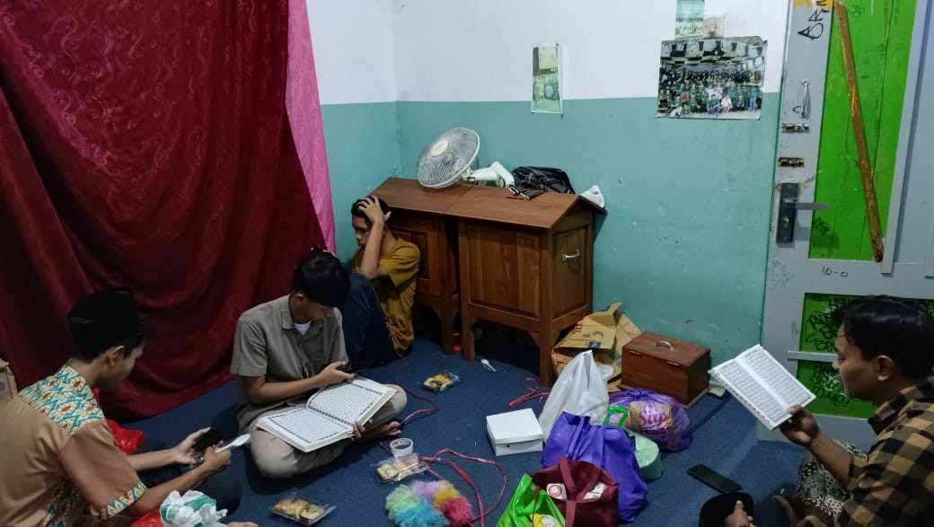 Tadarus Al-Qur'an Irisma masjid Ar Rohmah Malangrejo