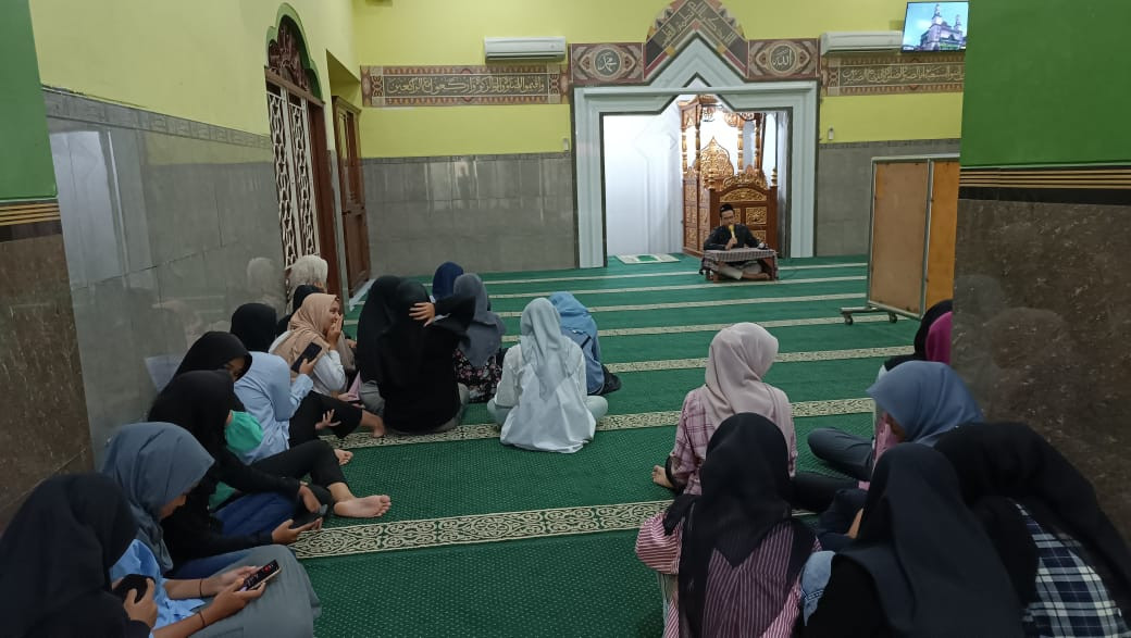 Kajian setiap pagi selama bulan Ramadhan Masjid ARRohmah Malangrejo