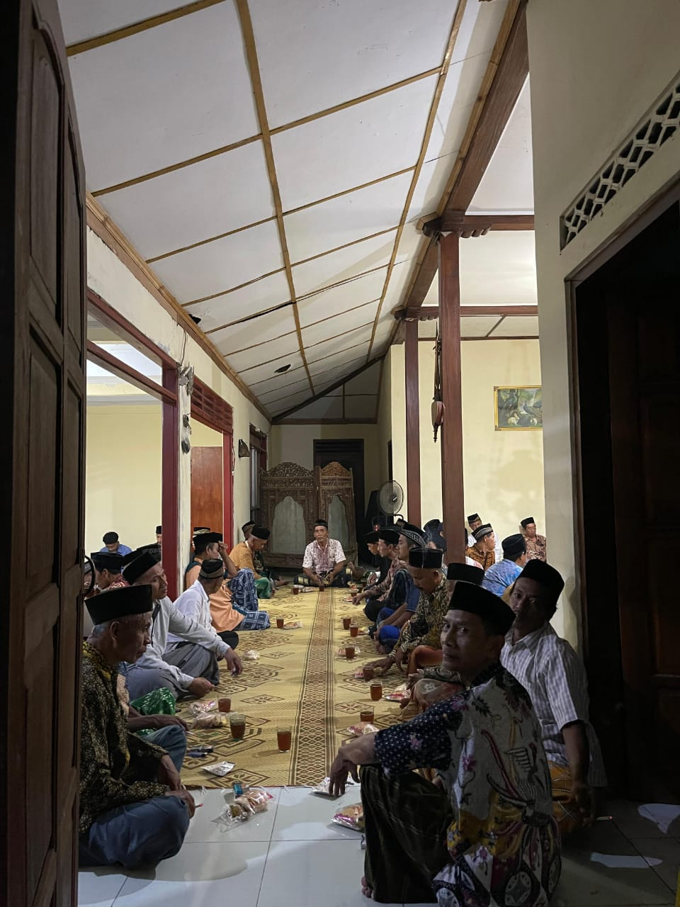 Kegiatan doa tahlil bersama warga Malangrejo