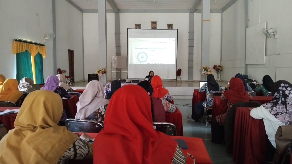 Bimtek literasi numerasi bagi pendidik paud, 5 -7 maret 2025 di twin resto ( Ibu Muslimah Malangrejo)