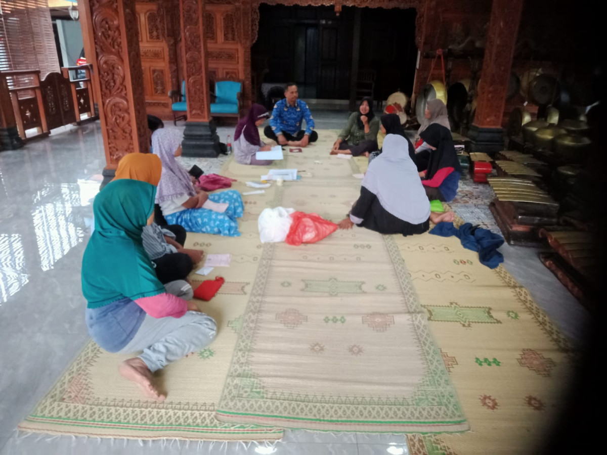 Pertemuan KWT LESTARI Malangrejo