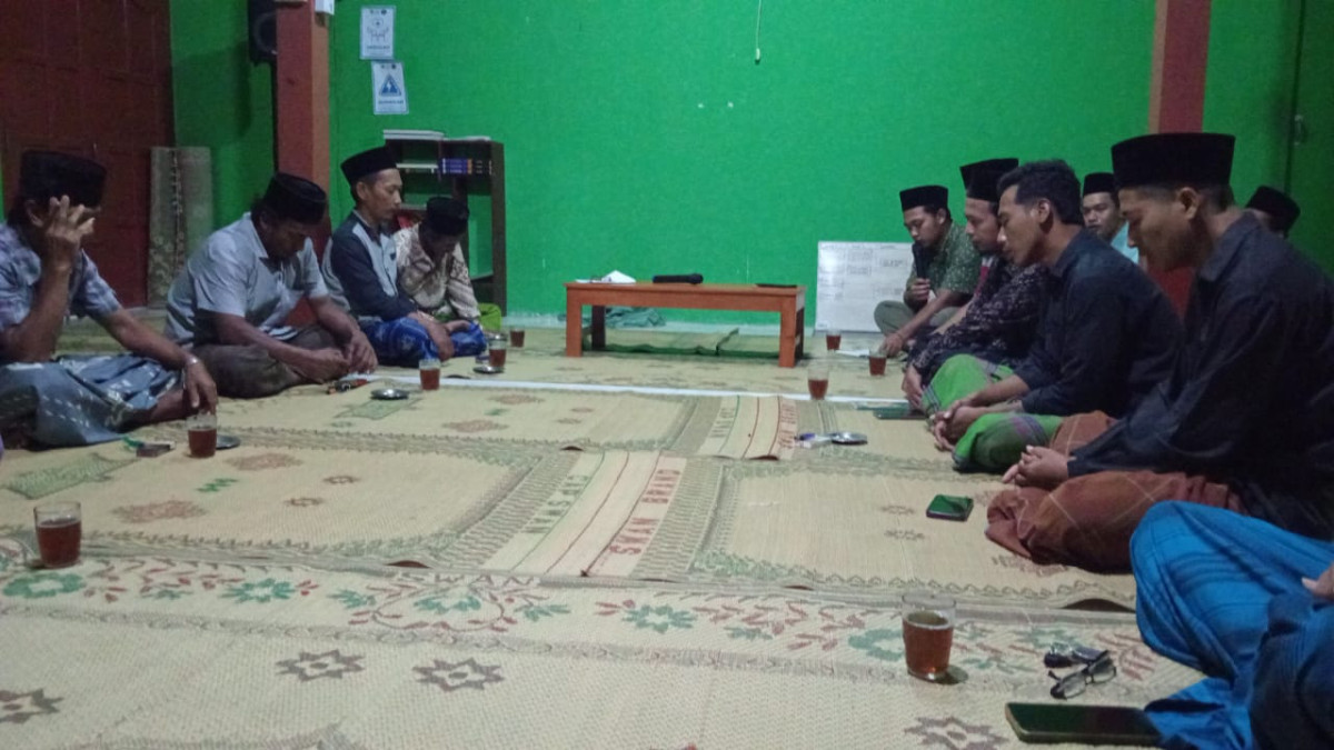 Koordinasi persiapan penerimaan zakat masjid Al Huda Paukuhan Malangrejo