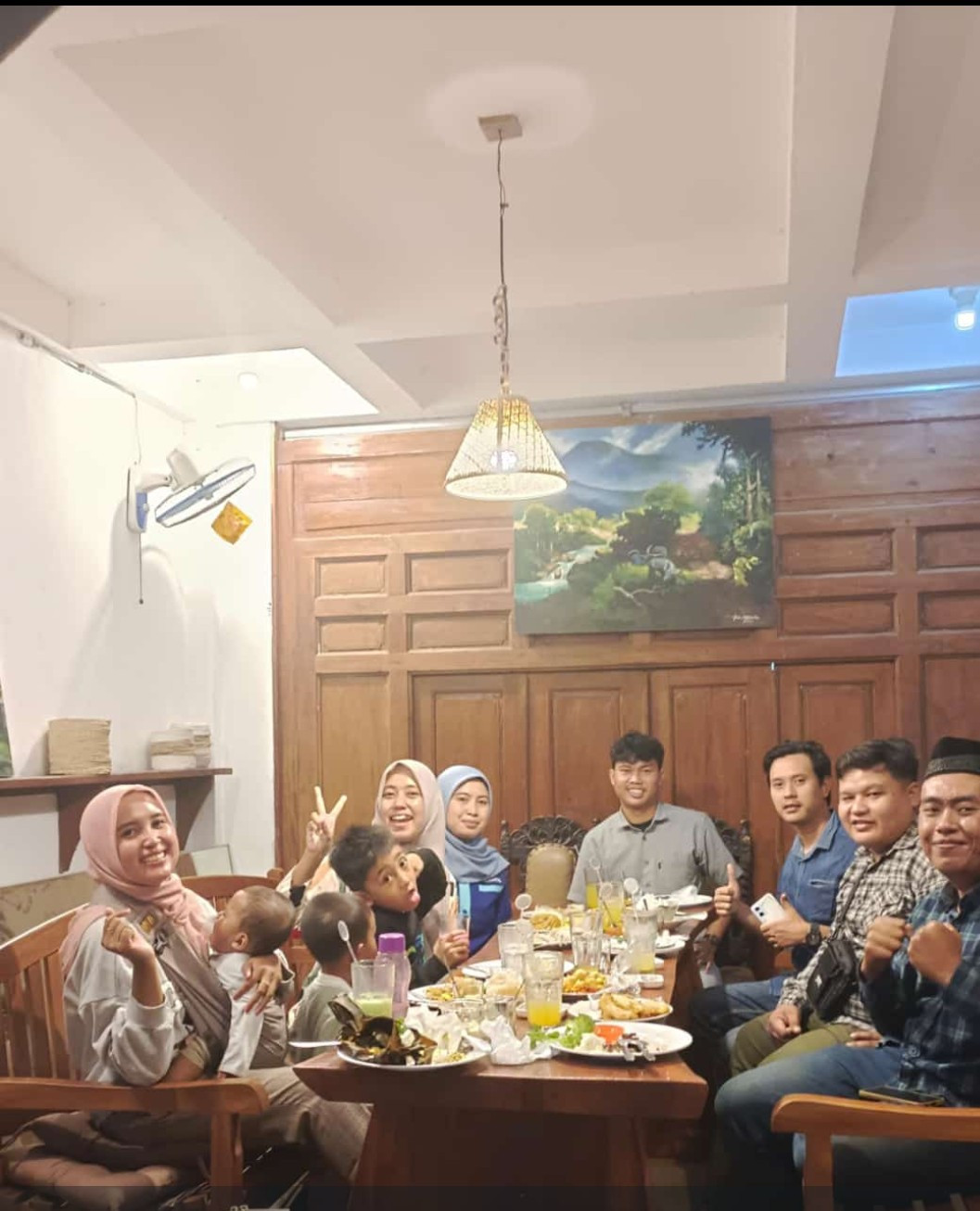 Buka bersama panitia ramadhan masjid al hidayah sawahan kidul