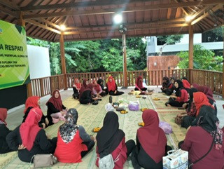 Kegiatan bukber kader DASHAT Wedomartani diikuti kader Sanggrahan