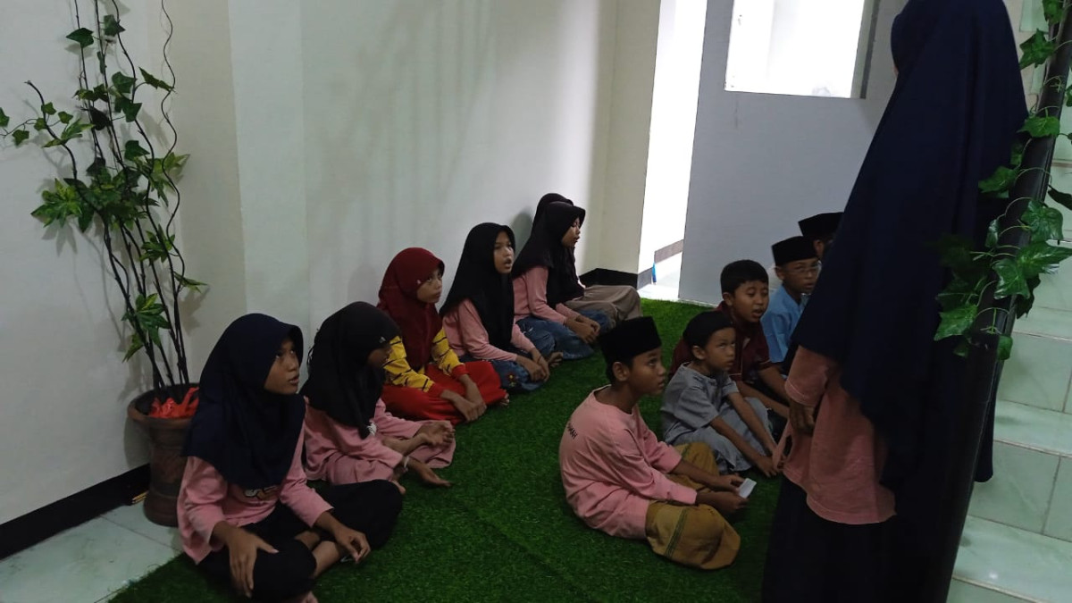 Hafalan Al-Quran klas A TPA Ar Rohmah Malangrejo