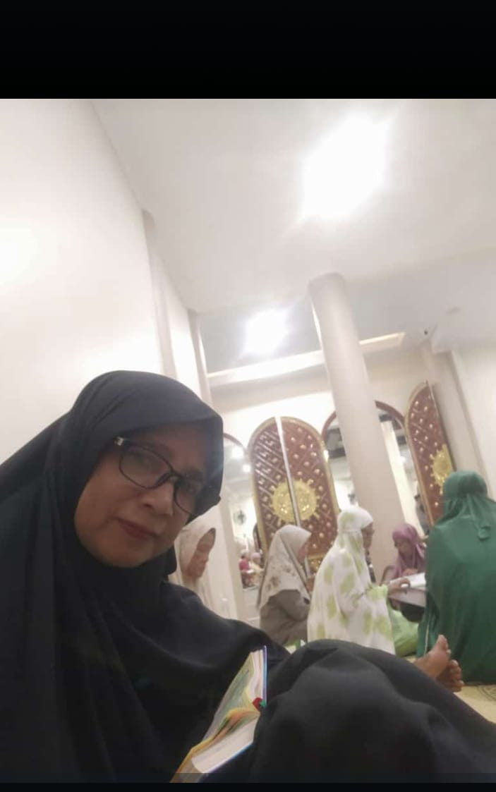 Tadarus Al quran oleh ibu2 warga krajan