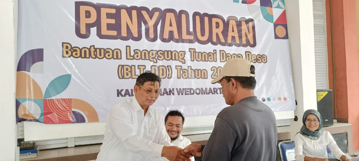 Penyaluran BLT DD - Kal Wedomartani