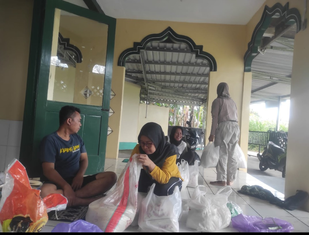 Pembagian zakat fitrah,sawahan kidul