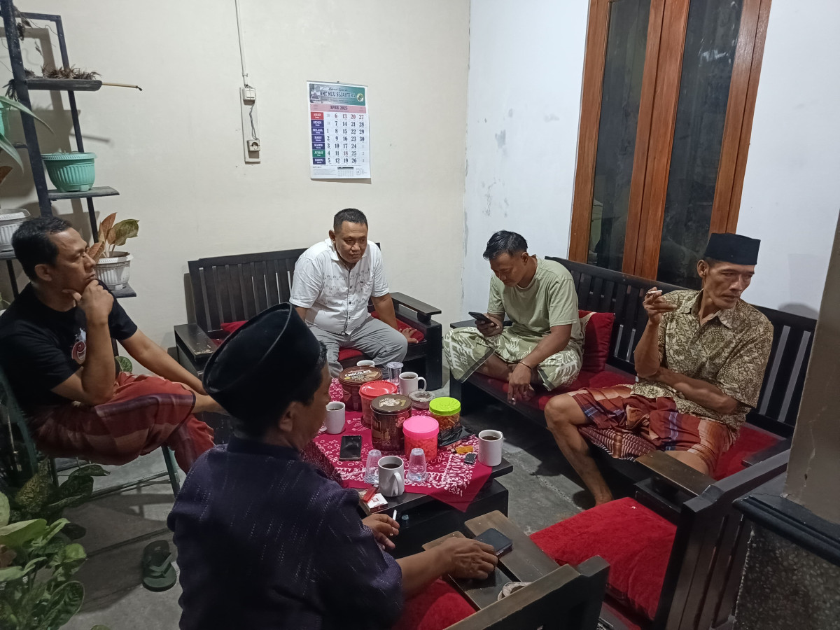 RAPAT KOORDINASI PENGURUS RT 04 Malangreo