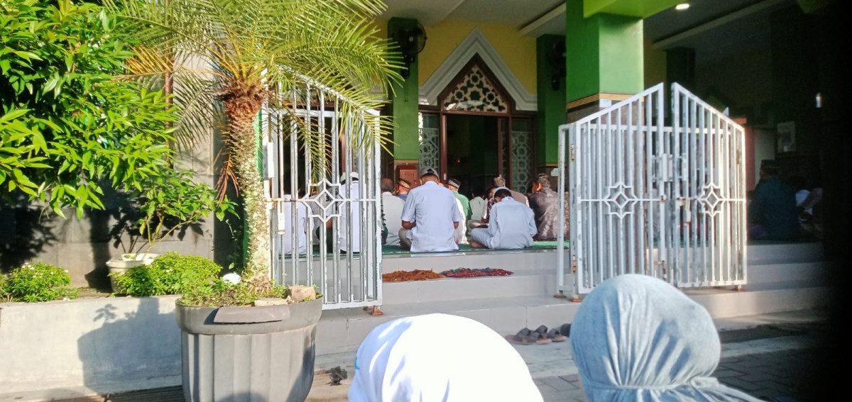 Sholat idul Fitri di masjid Ar Rohmah Malangrejo