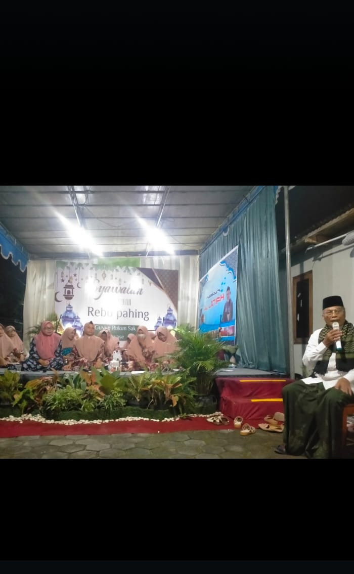 Syawalan anggota Pengajian Rabu pahing oleh warga krajan