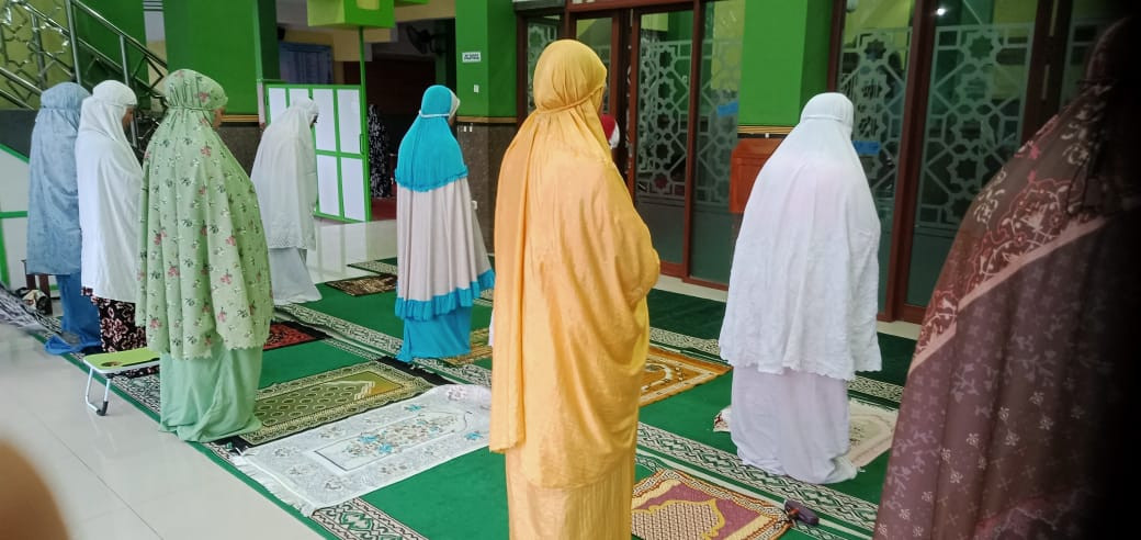 Sholat syuruk masjid Ar Rohmah Malangrejo