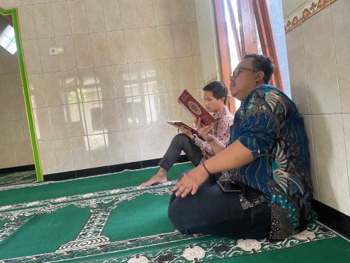 Tadarus Al-Quran - Kal Wedomartani