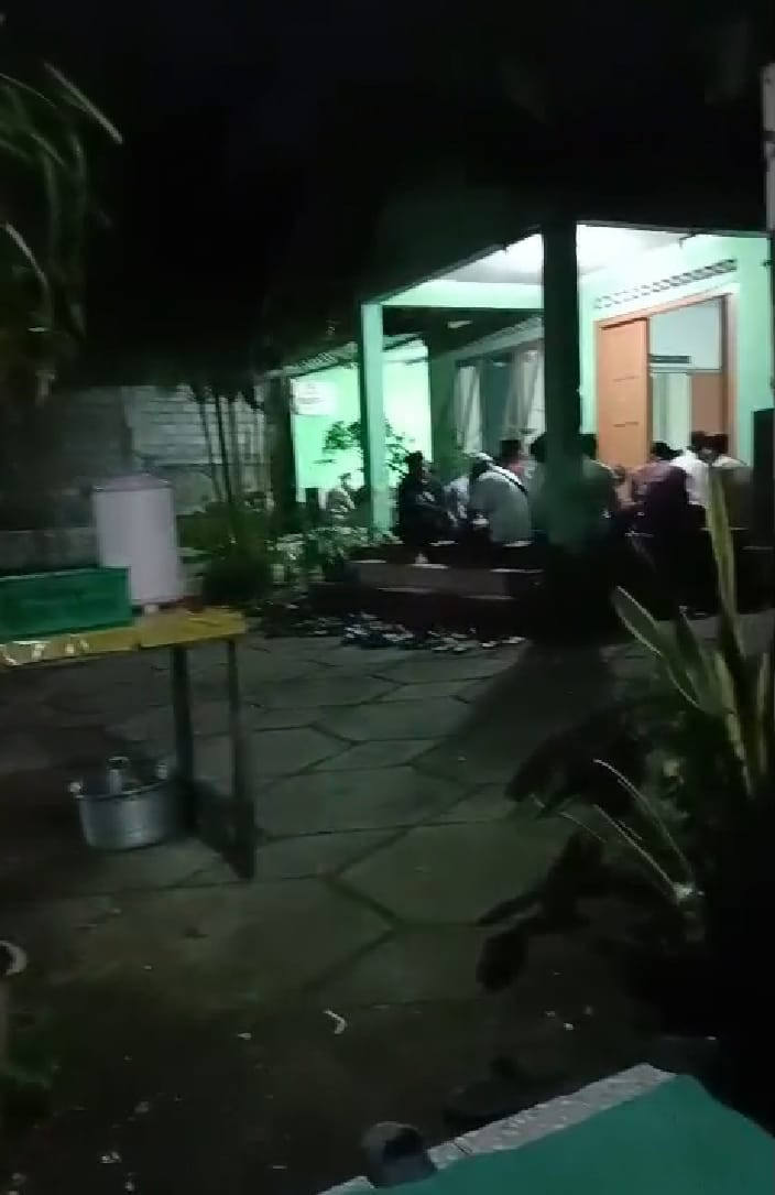 Tahlilan hari k 40 Alm.Bpk tresno oleh warga krajan