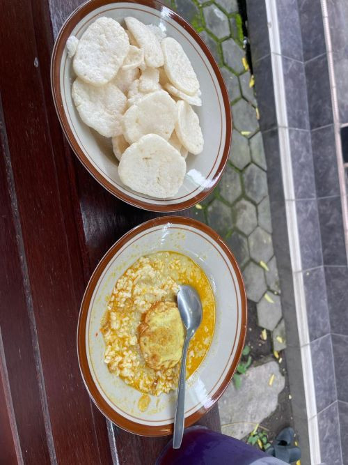 Makan siang pegawai - Kal Wedomartani