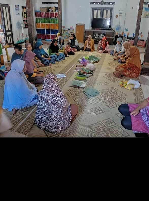 Syukuran/Brokohan kelahiran bayi warga Gondanglegi