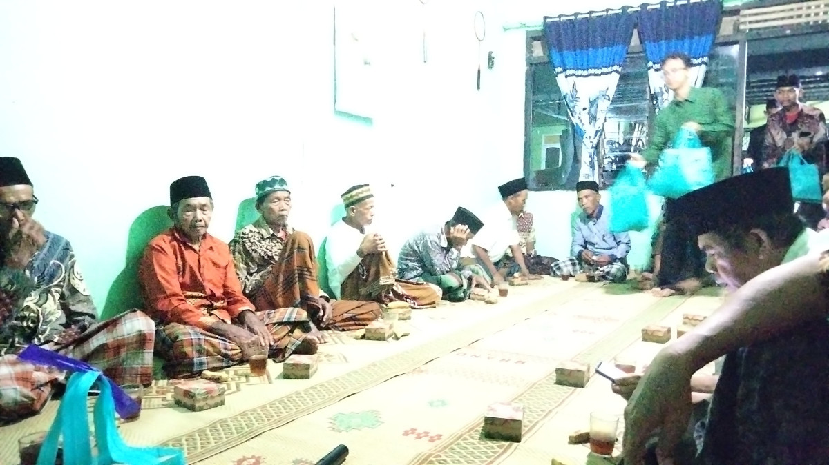 Tahlil peringatan 1000 hari meninggalnya ibu Roto miharjo pafukufan tonggalan