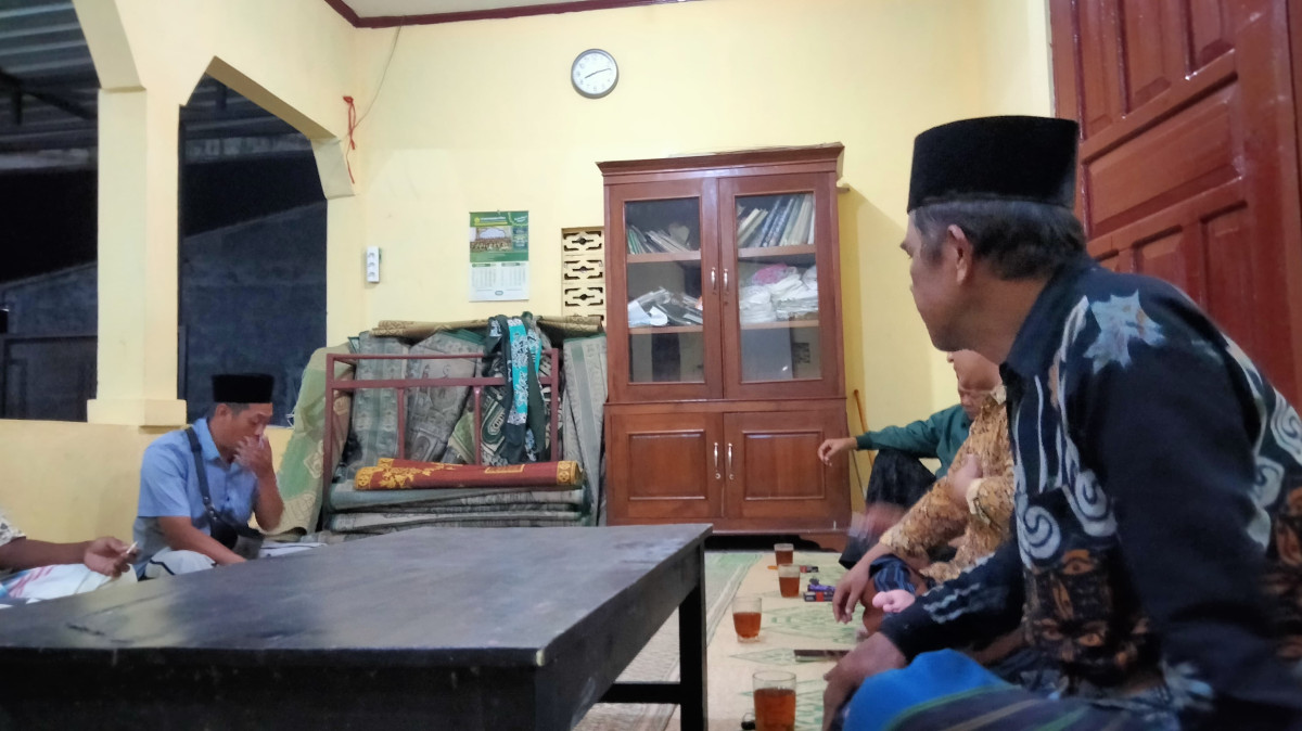 Rapat pembubaran paniyia ramadhan padukuhan tonggalan