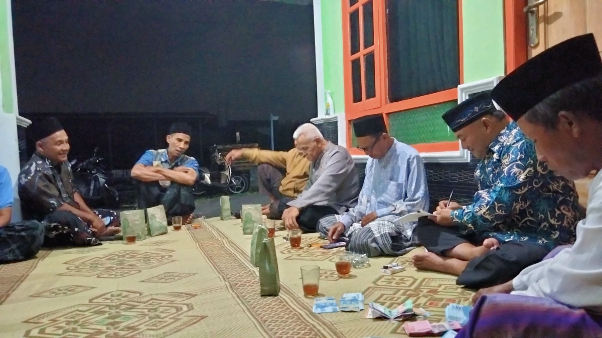 Pertemuan arisan Kurban padukuhan Tonggalan