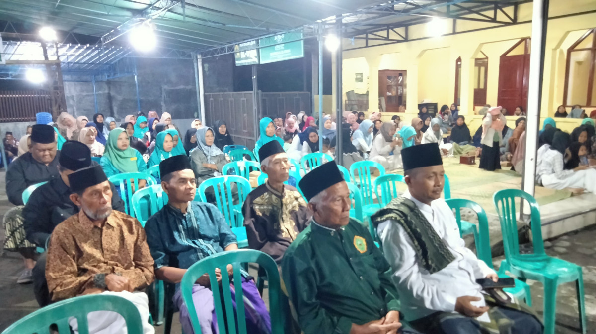 Pengajian dan syawalan warga padukuhan Tonggalan