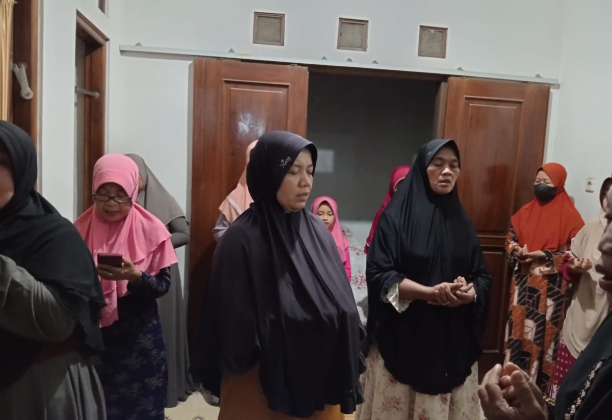 Yasinan Ibu2 Rutin Malam Jumat di Padukuhan Ceper