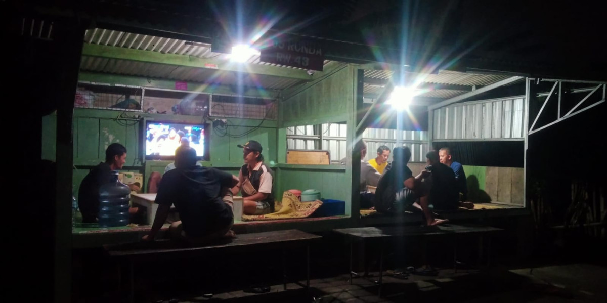 Kegiatan ronda warga  RT 01 Jetis wedomartani