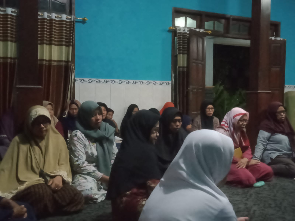 Yasinan warga RW 2 gedongan lor