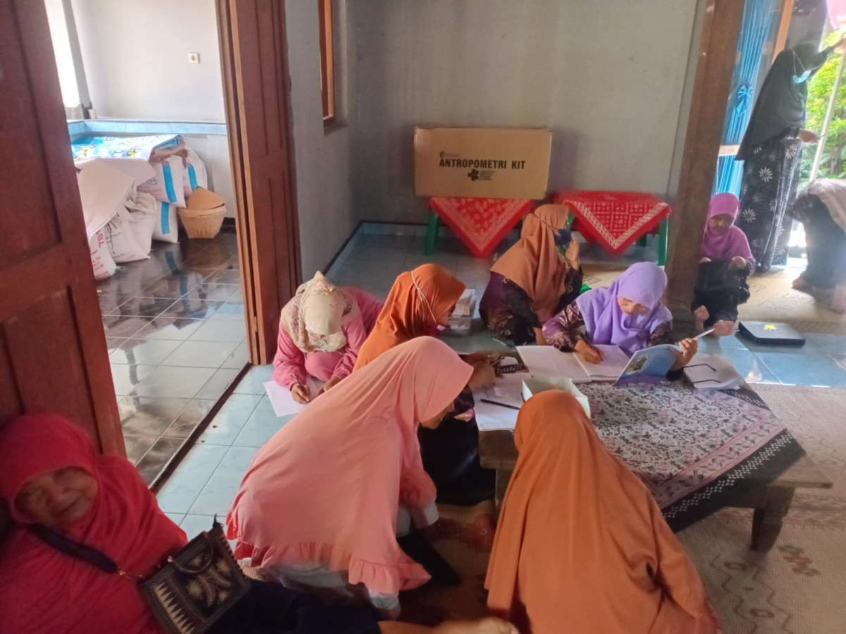 Skrining Kesehatan Lansia Dari Puskesmas Ngemplak 2 Di Padukuhan Pokoh