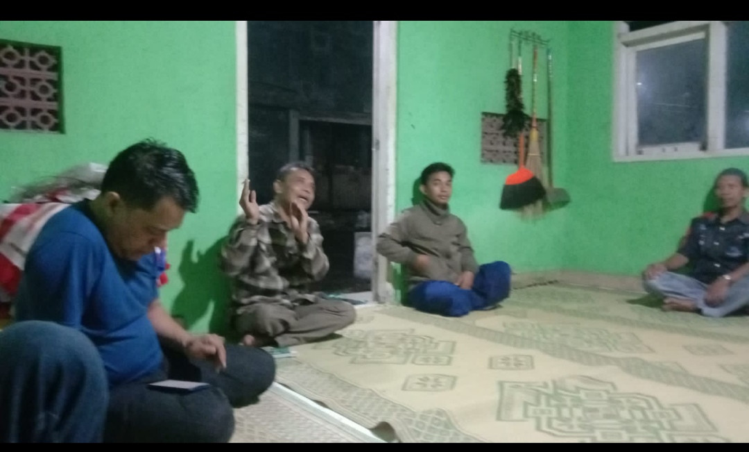 Rapat rutin Bapak2  Rt. 02 dusun babadan RT 3