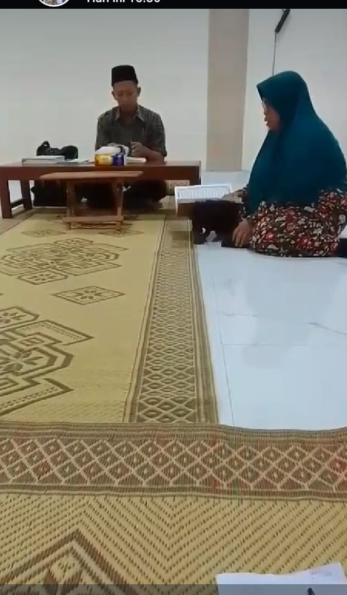Belajar metode Tahsin Klmpok pengajian Ibu2 warga Krajan