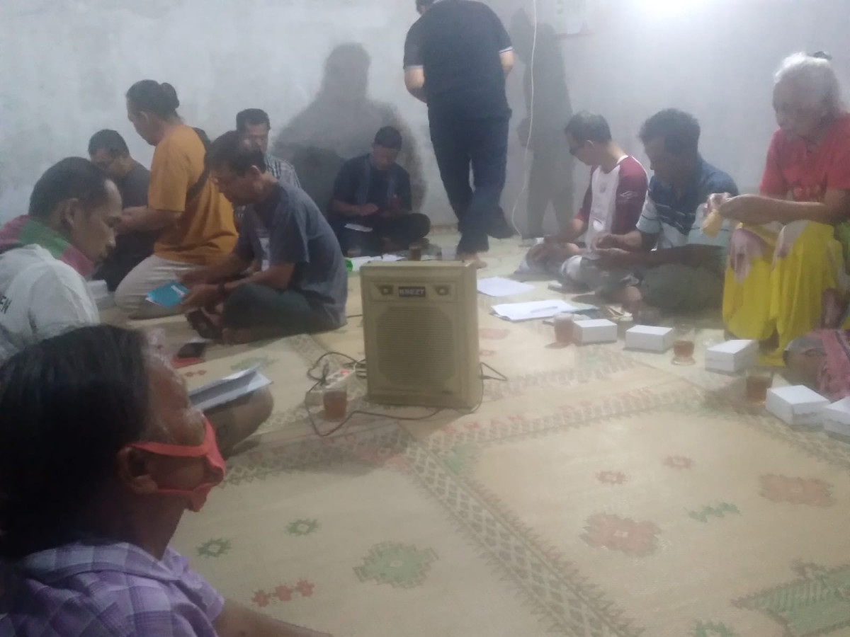 Pertemuan rutin  Bapa2 rt 01 Dusun Babadan